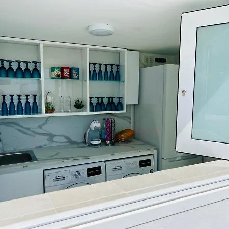 Amber - Pink アパート *