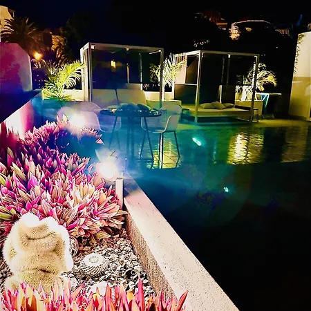 Amber - Pink アパート *