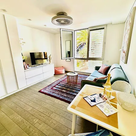 Amber - Pink アパート モロ・デル・ハブレ