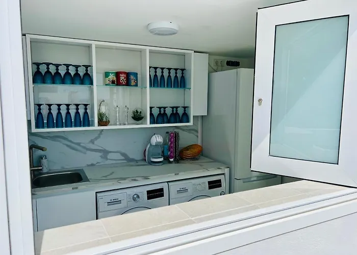 Amber - Pink Apartman *