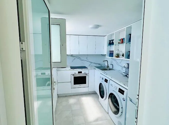 Amber - Pink Apartman