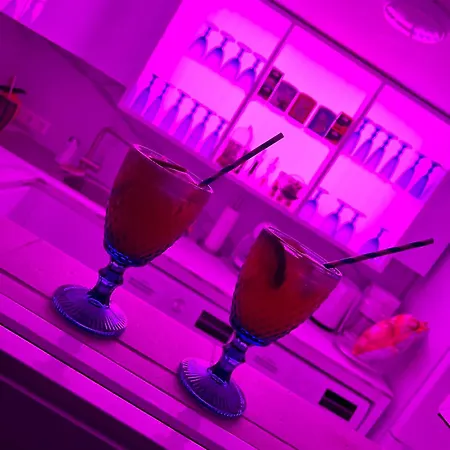 Amber - Pink مورو ذيل خابلِ