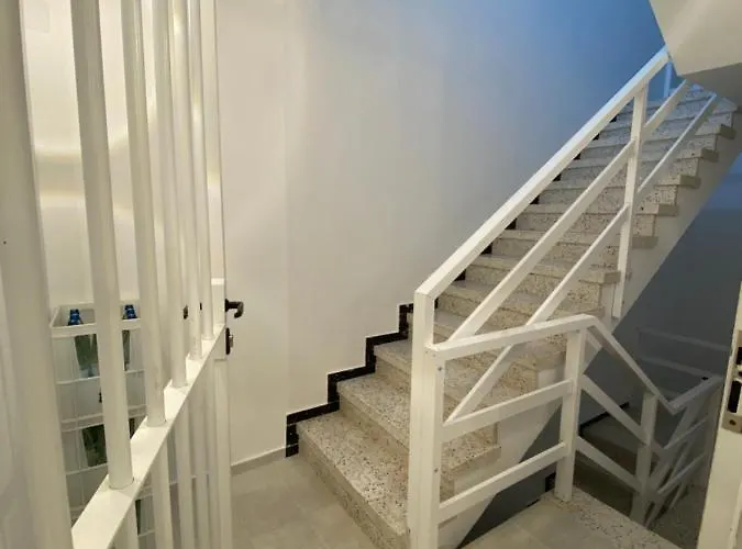 Amber - Pink * 莫罗德哈布雷